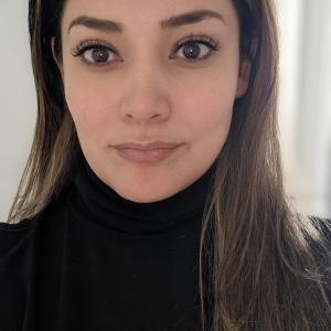 A headshot of Iris Navarro